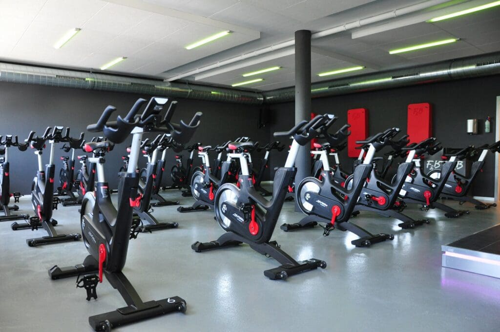 Home gym setup with various fitness equipment available for rent