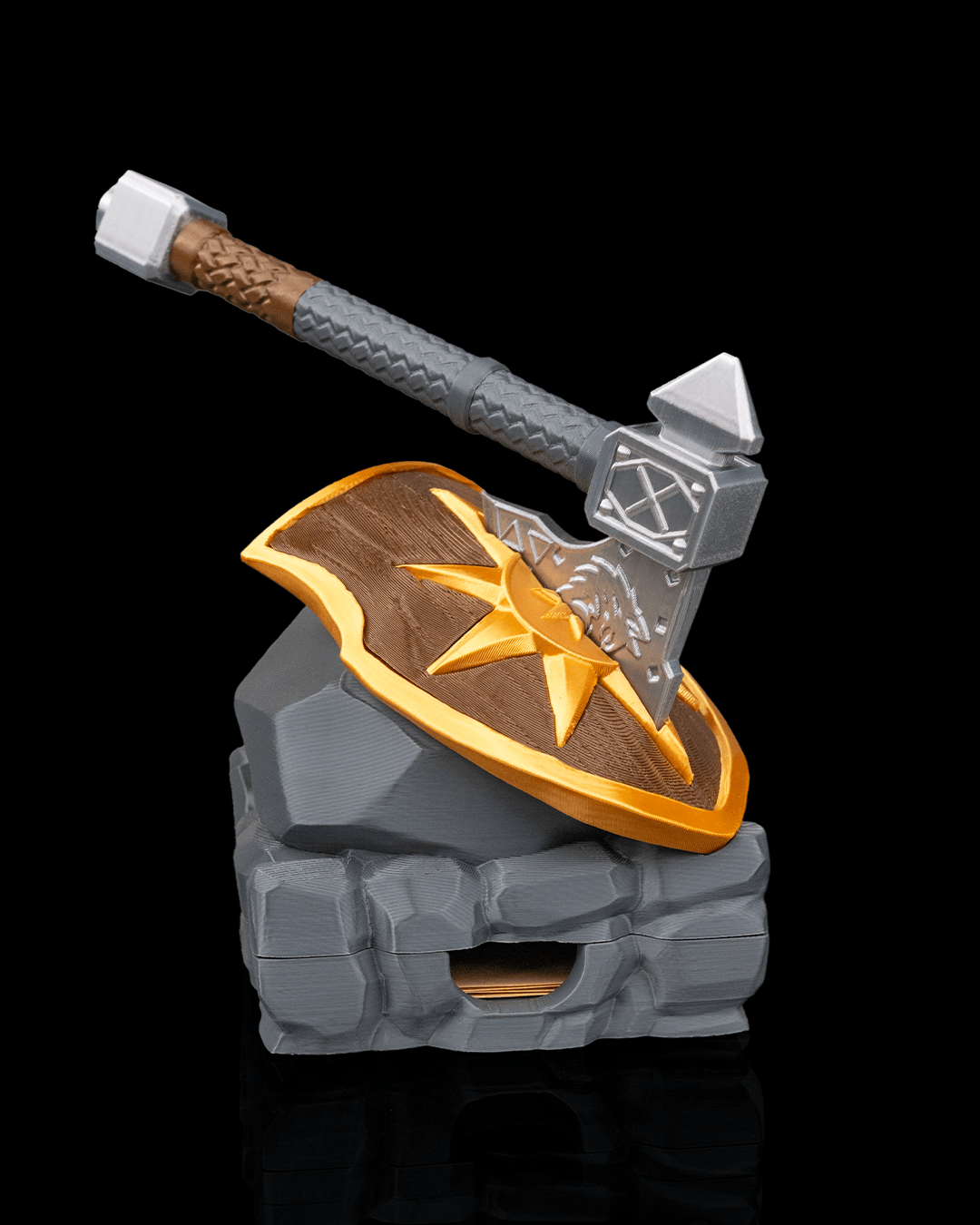 Axe Marks the Spot Pen Holder