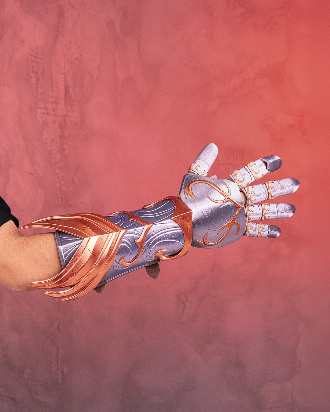 Elf Knight Gauntlet & Vambrace