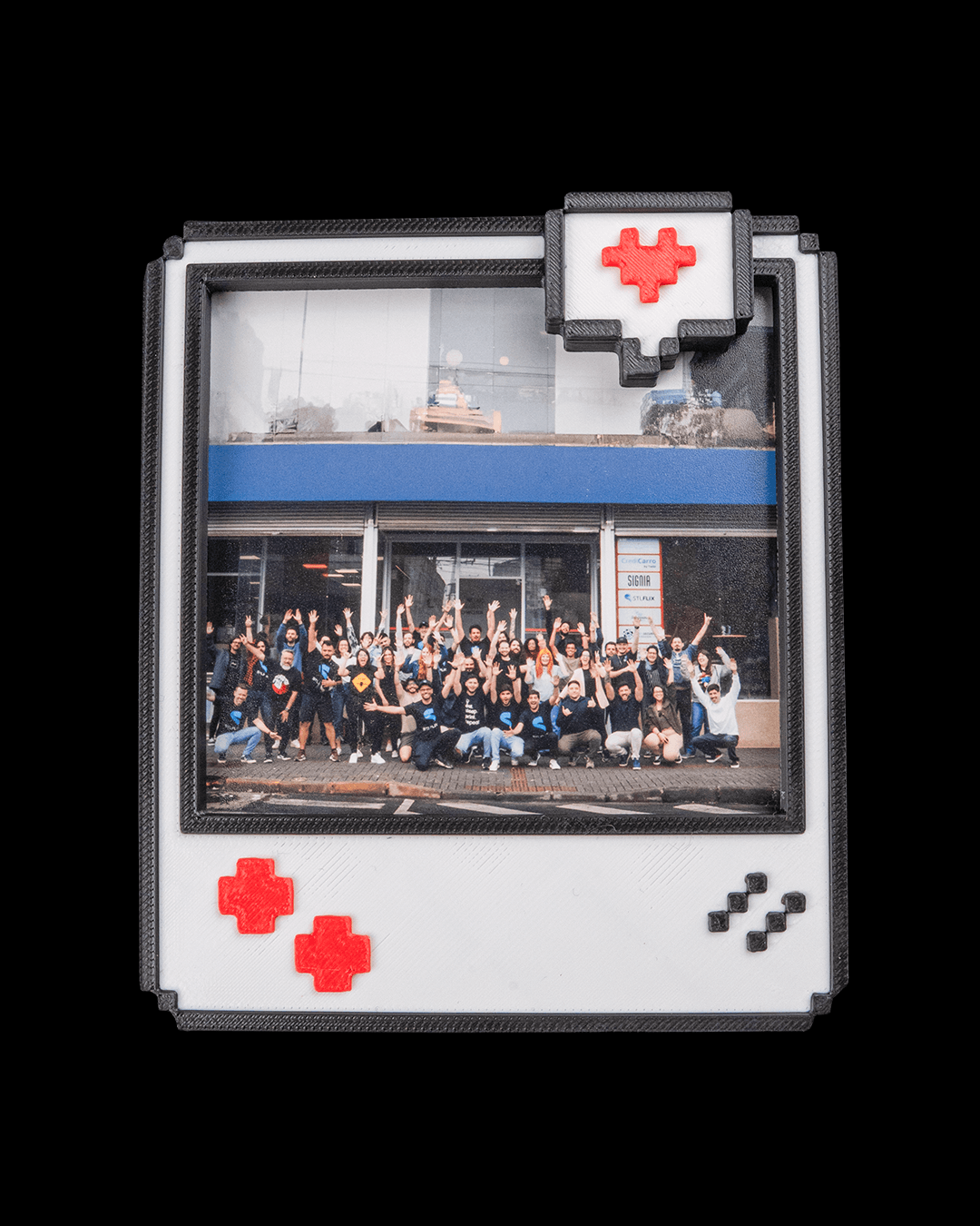 Pixel Snap - Magnetic Photo Frame