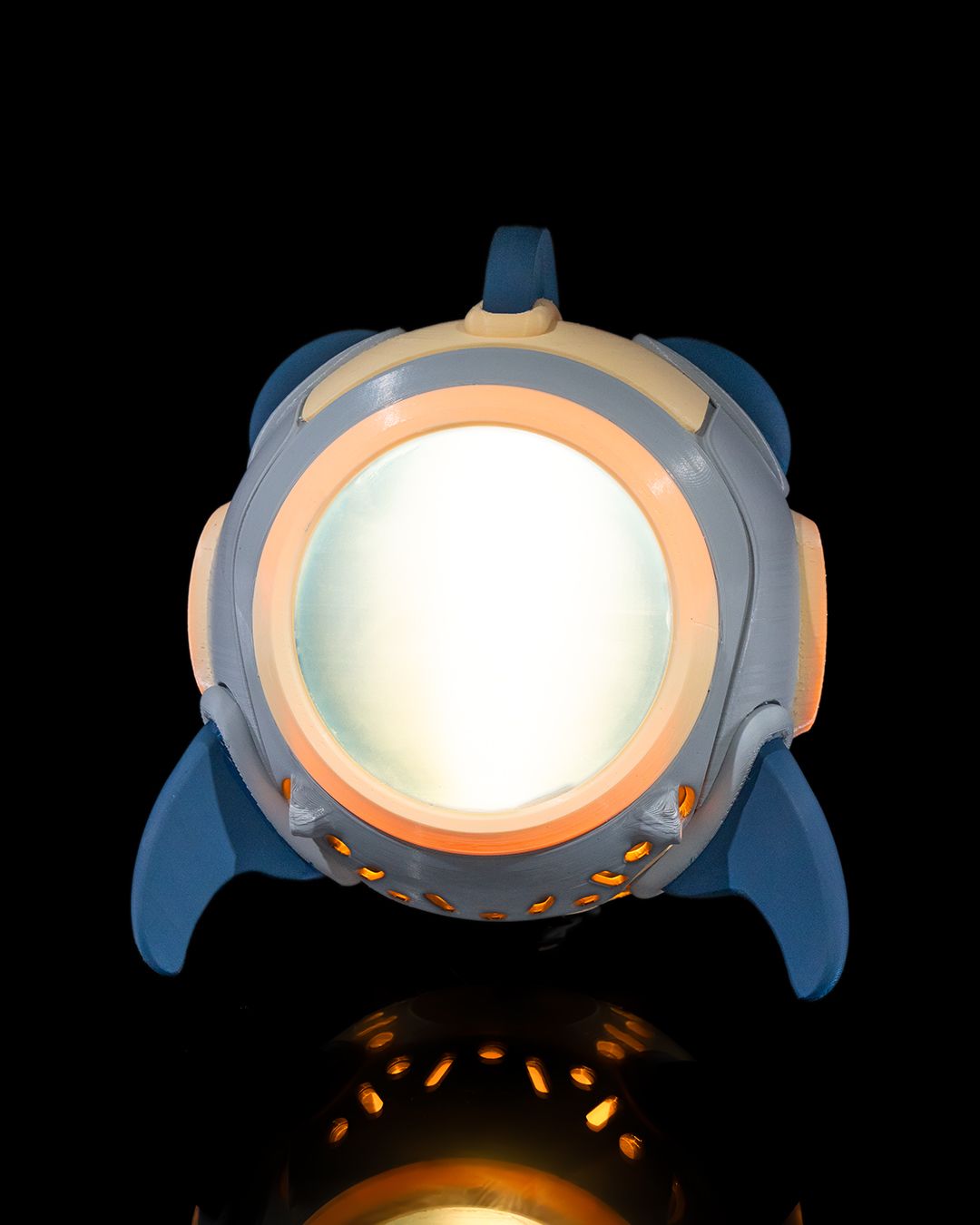 Tiny Spacecraft Lamp