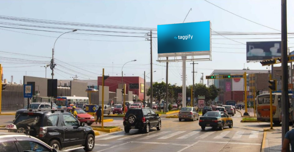 Lima - San Miguel - Av. La Marina 2043, Lima