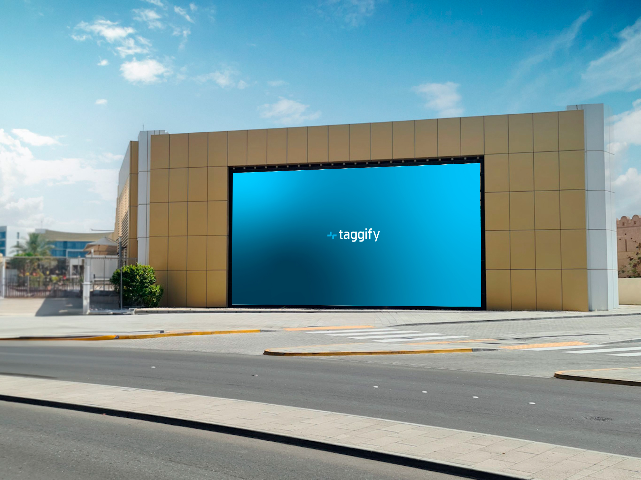 AE - Dubai - The Marina Wall At Al Bateen - Al Bateen