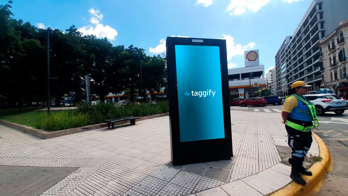 AR - CABA - Monserrat - 9 de Julio e Independencia - Comuna 1