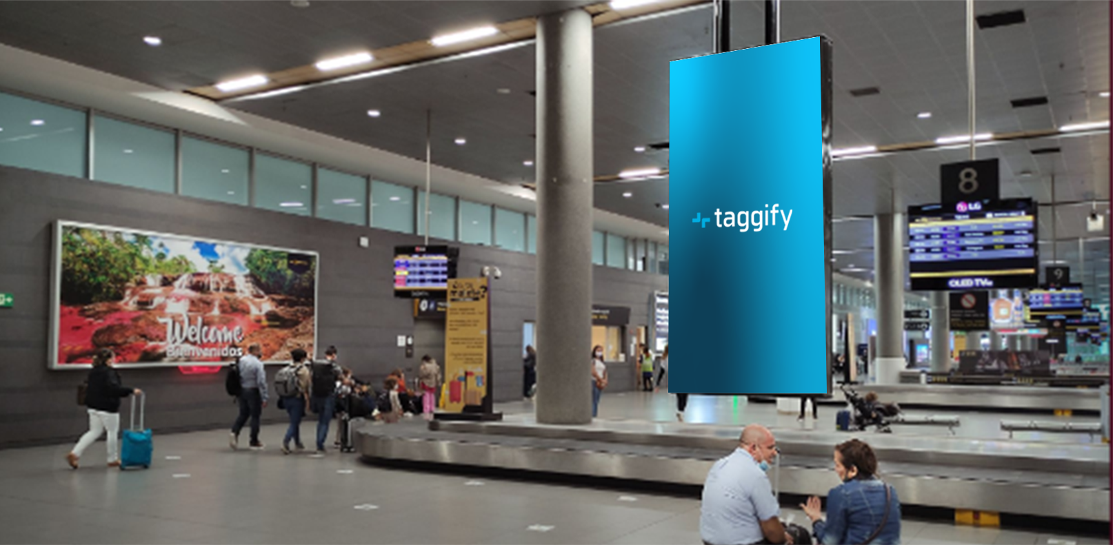 CO - Bogota - Aeropuerto - El Dorado - Bandas Nacionales - Circuito - 2 Totems Dobles (VIP) - Bogotá