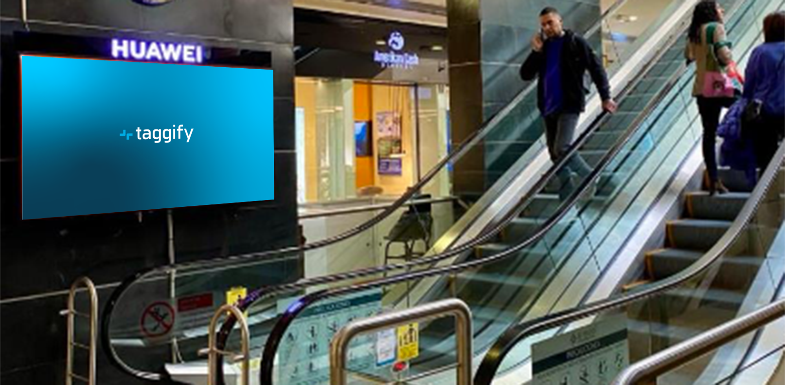 CO - Bogota - Centro Comercial - El Retiro - Piso 1 - Escaleras, UPZs de Bogotá