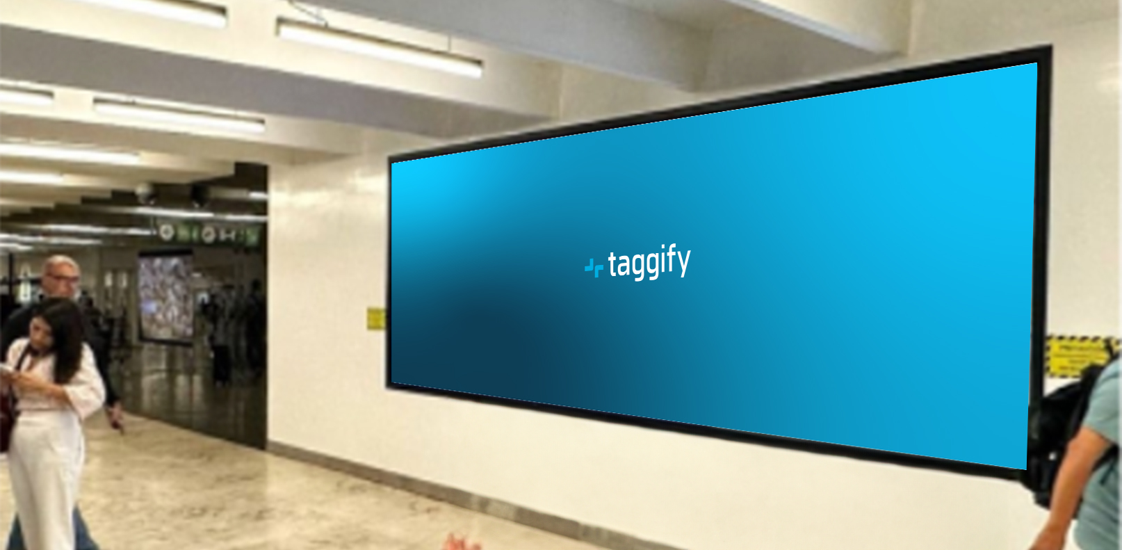 MX - CDMX - Videowall Sala De Ultima Espera Nacional / Sala 10 1115018 - Mexico City