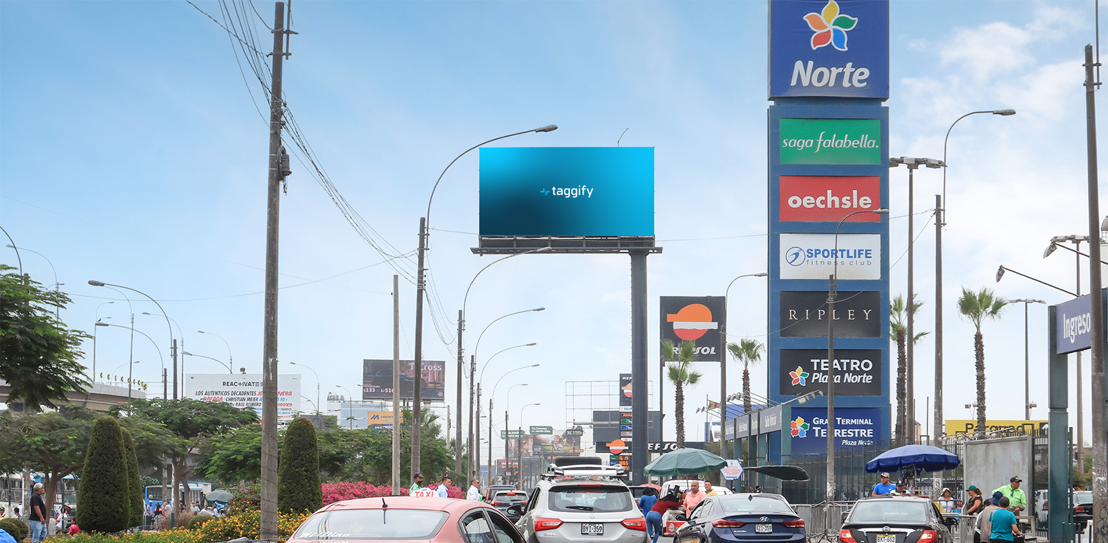 PE - Lima - Av - Alfredo Mendiola 2000, Independencia