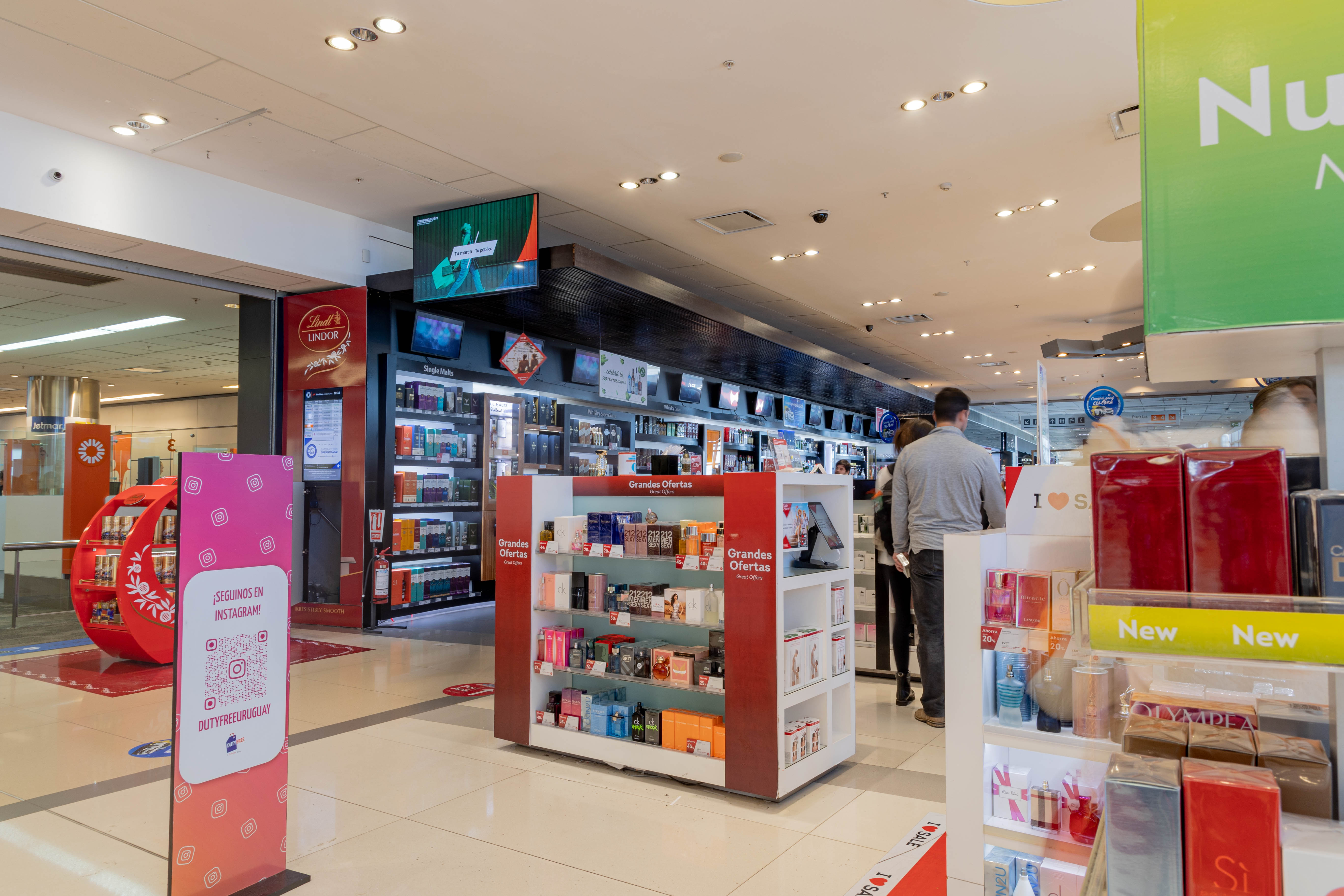 UY - Ciudad de la Coste - Dufry MVD -  12 Pantallas - Circuito Horizontal - Villa Crespo y San Andrés