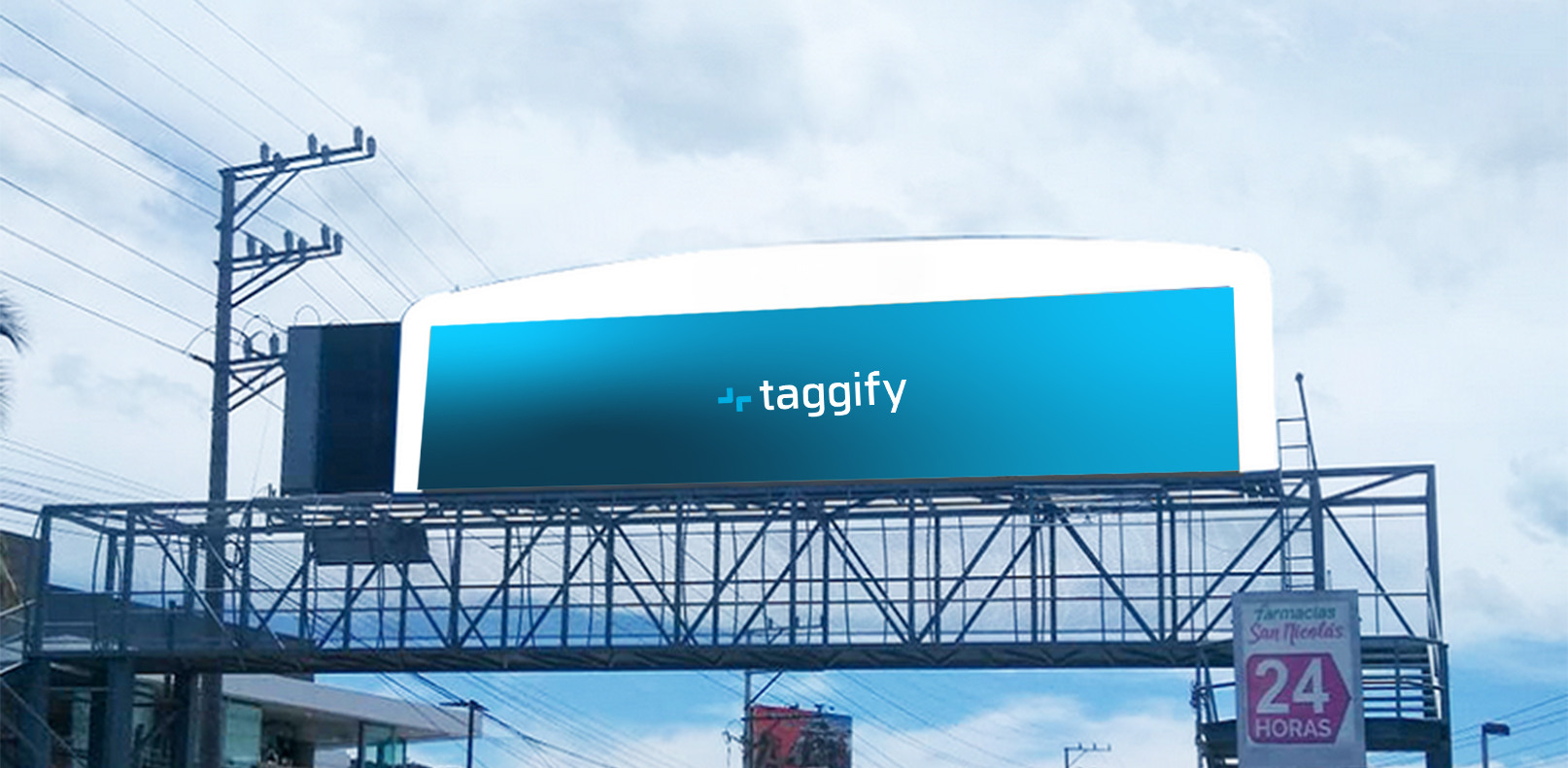 SV - Santa Tecla - Boulevard Orden de Malta fte a Plaza Malta - Antiguo Cuscatlán