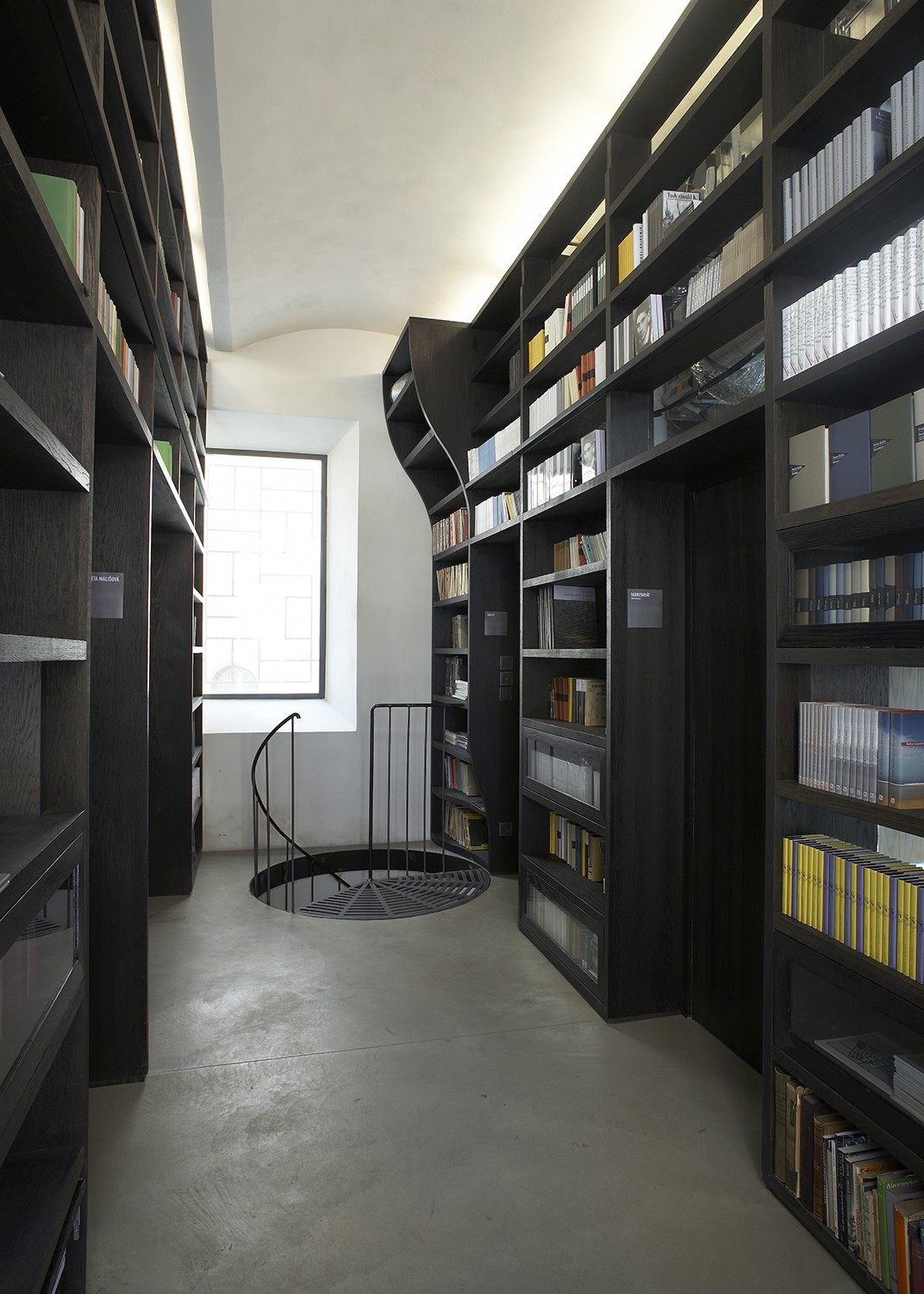 https://s3.us-east-2.amazonaws.com/steven-holl/uploads/projects/project-images/Andrea Lhotakova_kafka3_069a_WV.jpg https://s3.us-east-2.amazonaws.com/steven-holl/uploads/projects/project-images/Andrea Lhotakova_kafka3_069a_WV.jpg
