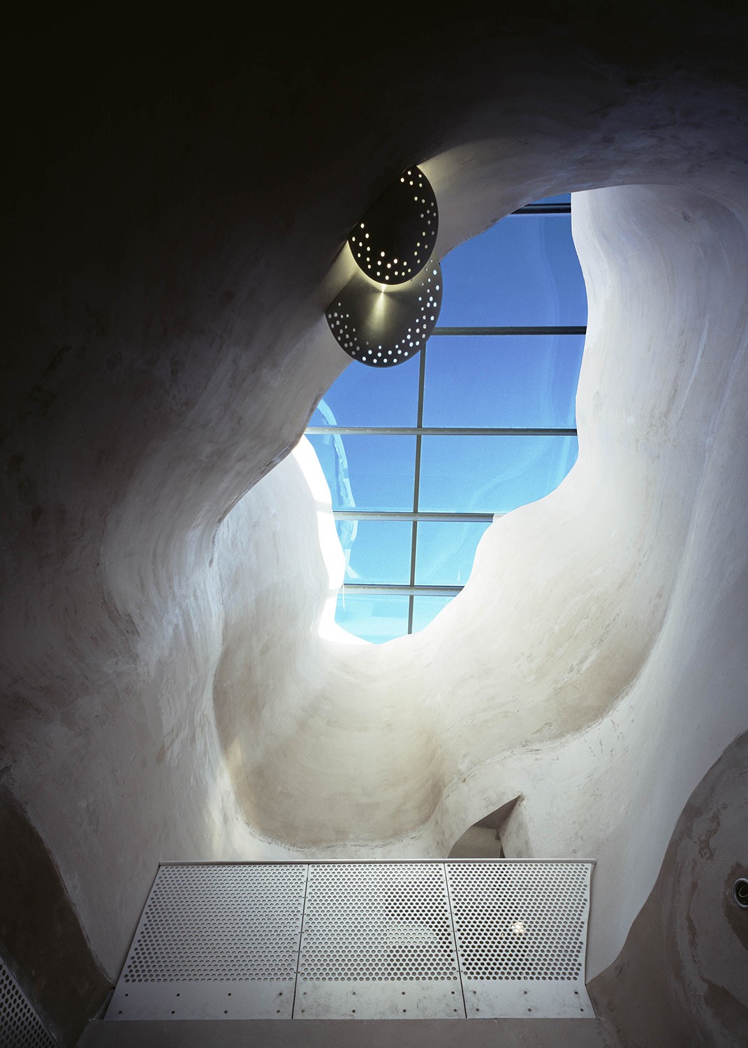 https://s3.us-east-2.amazonaws.com/steven-holl/uploads/projects/project-images/AndyRyan_MITSim_00026_2-20-03_WV.jpg https://s3.us-east-2.amazonaws.com/steven-holl/uploads/projects/project-images/AndyRyan_MITSim_00026_2-20-03_WV.jpg