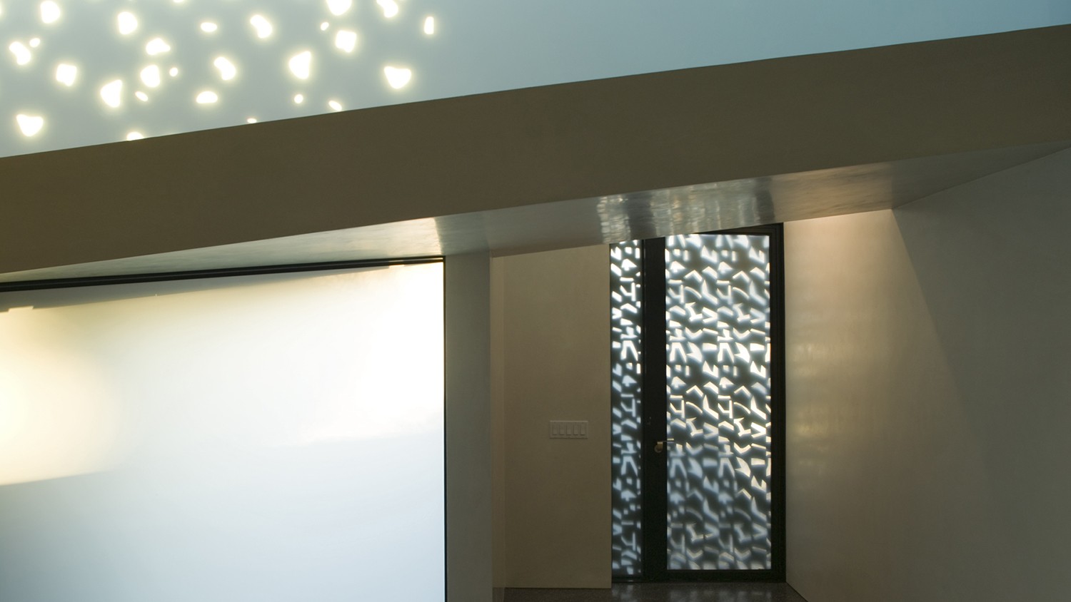 https://s3.us-east-2.amazonaws.com/steven-holl/uploads/projects/project-images/BillTimmerman_Planar_ECDT8127_WH.jpg https://s3.us-east-2.amazonaws.com/steven-holl/uploads/projects/project-images/BillTimmerman_Planar_ECDT8127_WH.jpg