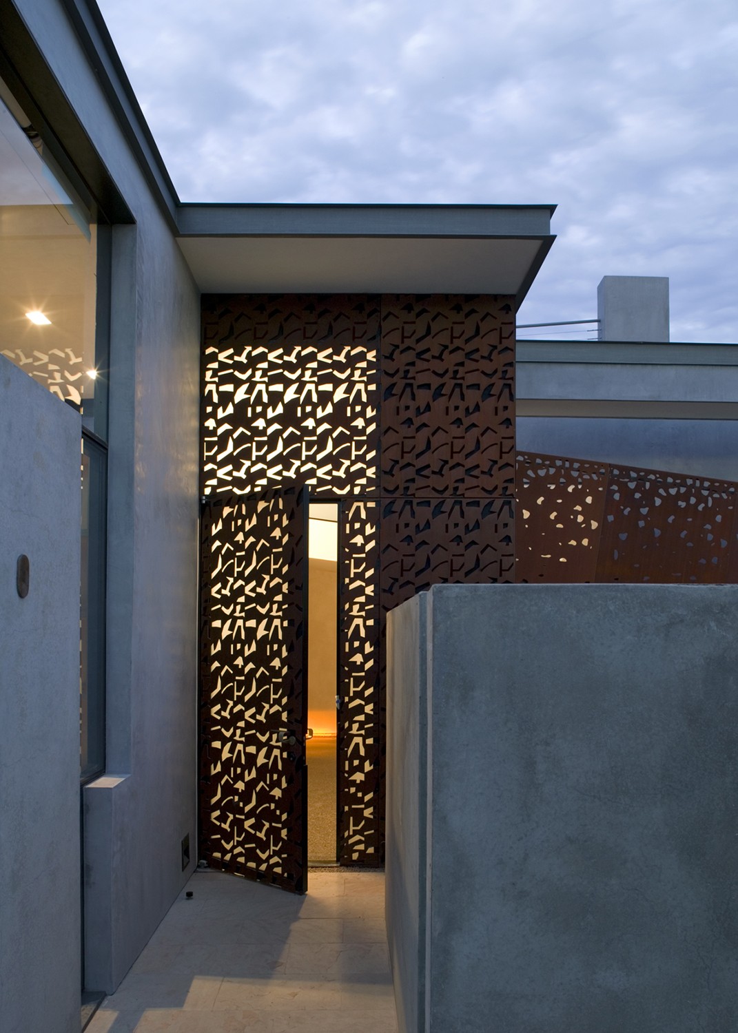 https://s3.us-east-2.amazonaws.com/steven-holl/uploads/projects/project-images/BillTimmerman_Planar_ECDT8392_WV.jpg https://s3.us-east-2.amazonaws.com/steven-holl/uploads/projects/project-images/BillTimmerman_Planar_ECDT8392_WV.jpg