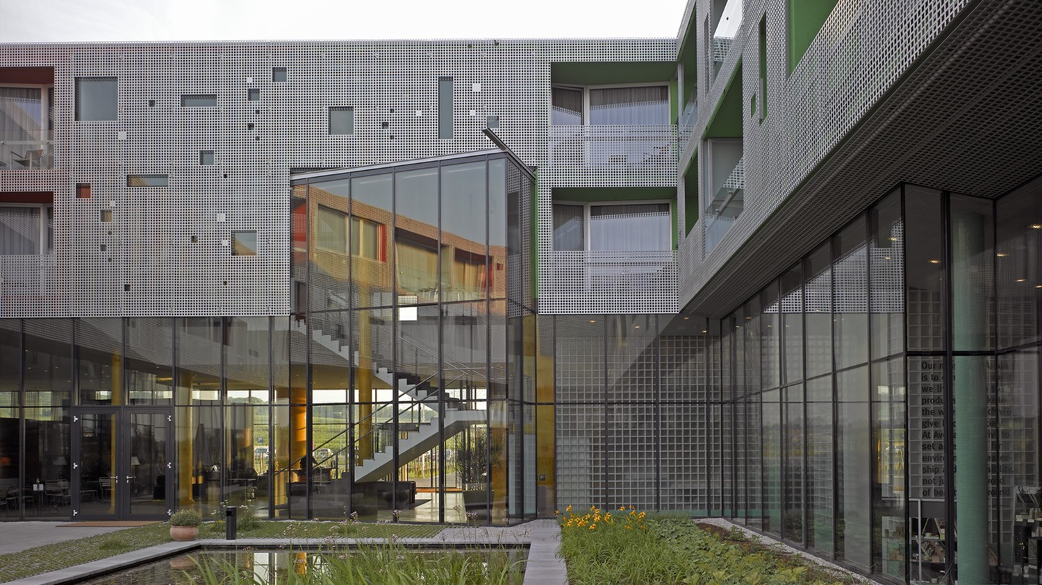 https://s3.us-east-2.amazonaws.com/steven-holl/uploads/projects/project-images/ChristianRichters_Loisium_cr3733694_WH.jpg https://s3.us-east-2.amazonaws.com/steven-holl/uploads/projects/project-images/ChristianRichters_Loisium_cr3733694_WH.jpg