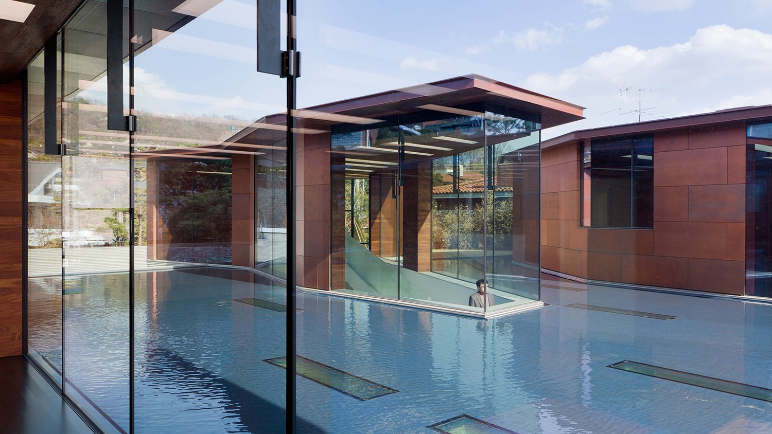 https://s3.us-east-2.amazonaws.com/steven-holl/uploads/projects/project-images/IwanBaan_Daeyang_SHA7523_WH.jpg https://s3.us-east-2.amazonaws.com/steven-holl/uploads/projects/project-images/IwanBaan_Daeyang_SHA7523_WH.jpg