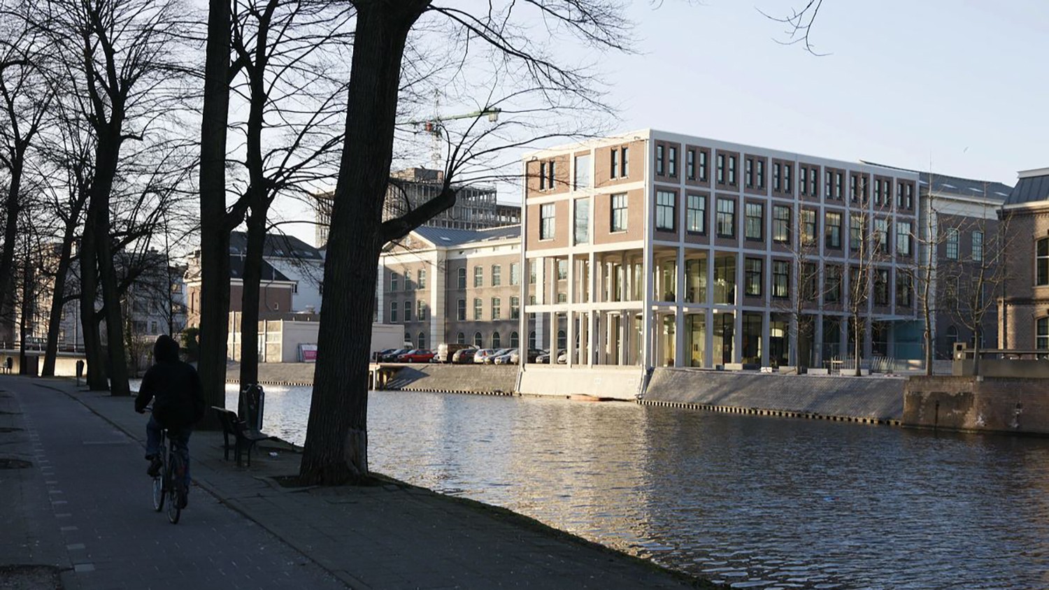 https://s3.us-east-2.amazonaws.com/steven-holl/uploads/projects/project-images/IwanBaan_Sarph_stadgenoot_sha_8039_WH.jpg https://s3.us-east-2.amazonaws.com/steven-holl/uploads/projects/project-images/IwanBaan_Sarph_stadgenoot_sha_8039_WH.jpg
