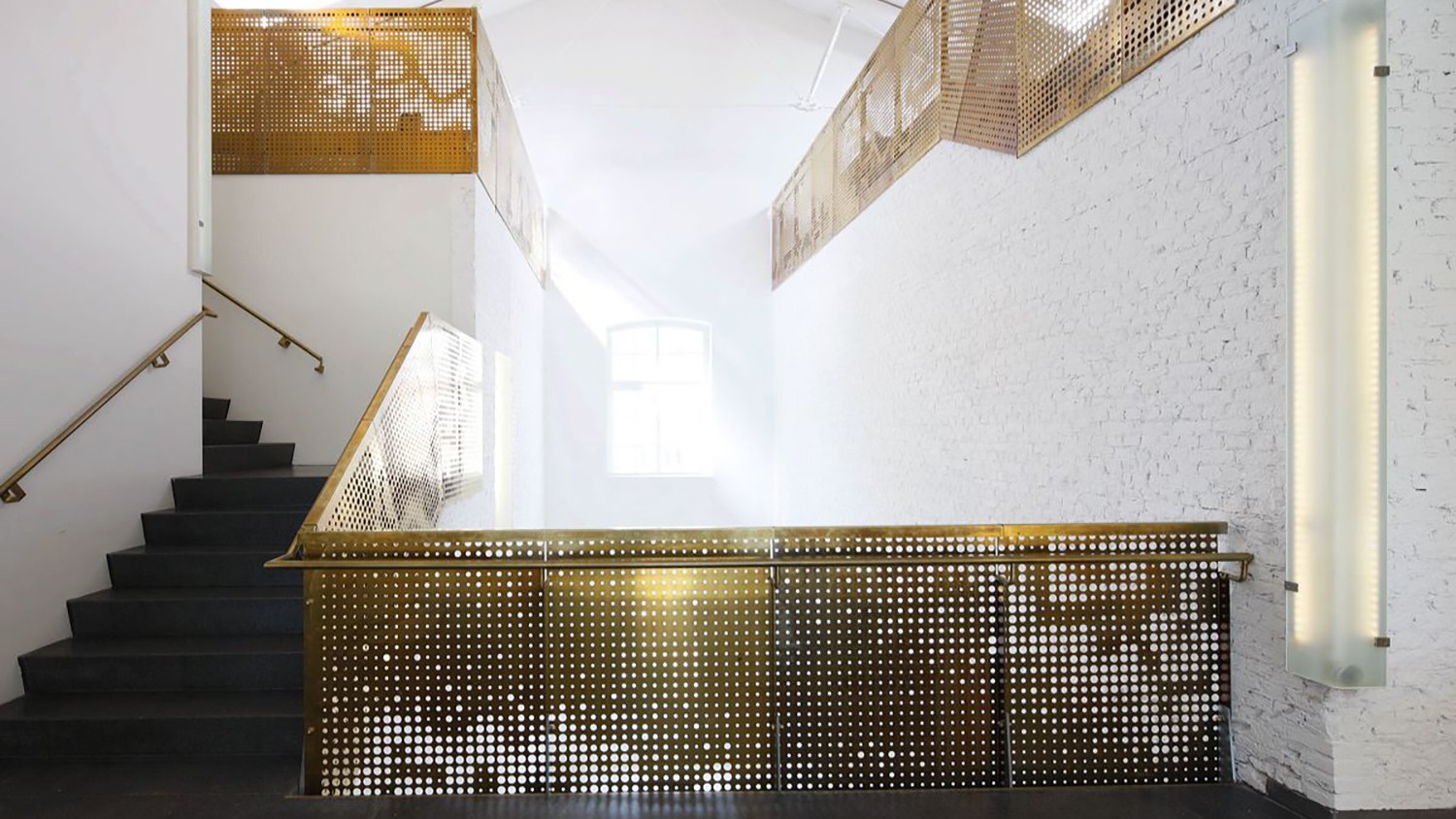 https://s3.us-east-2.amazonaws.com/steven-holl/uploads/projects/project-images/IwanBaan_Sarph_stadgenoot_sha_8998_WH.jpg https://s3.us-east-2.amazonaws.com/steven-holl/uploads/projects/project-images/IwanBaan_Sarph_stadgenoot_sha_8998_WH.jpg