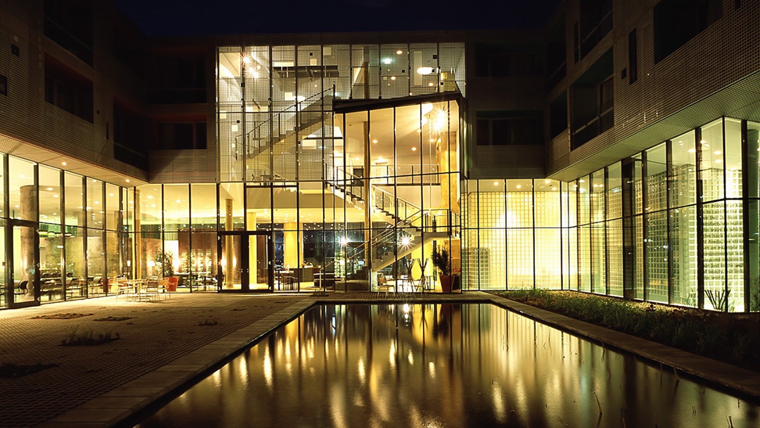https://s3.us-east-2.amazonaws.com/steven-holl/uploads/projects/project-images/MagheritaSpiluttini_Loisium_HotelCourtyardNight_WH.jpg https://s3.us-east-2.amazonaws.com/steven-holl/uploads/projects/project-images/MagheritaSpiluttini_Loisium_HotelCourtyardNight_WH.jpg