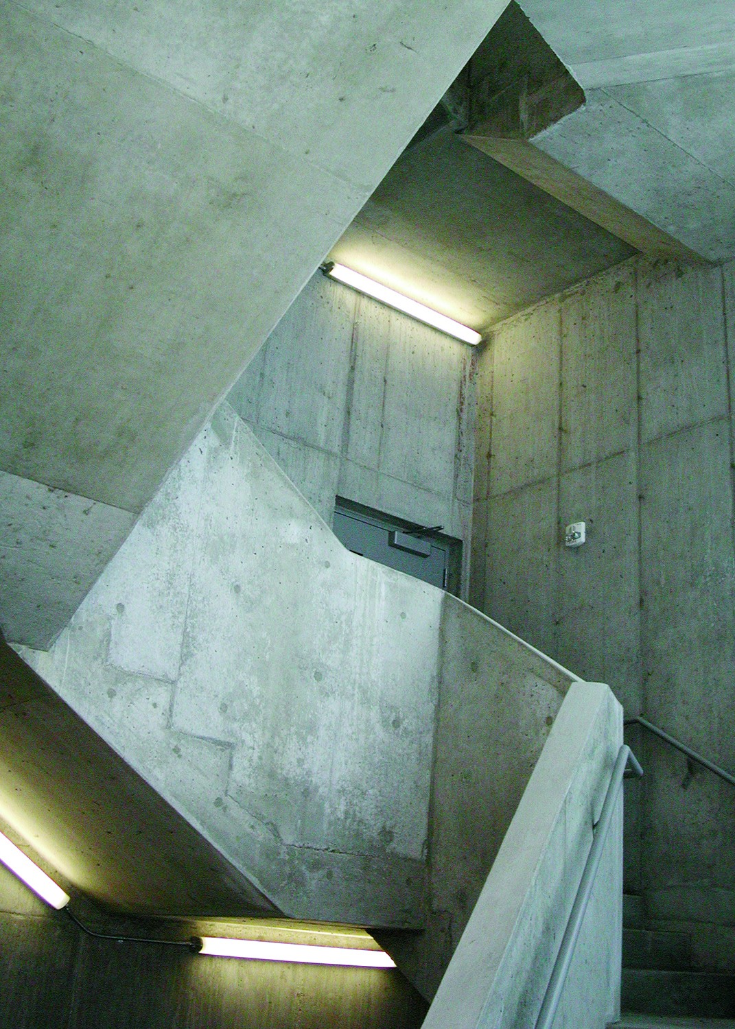 https://s3.us-east-2.amazonaws.com/steven-holl/uploads/projects/project-images/PaulWarchol_CALA_156BI01_WV.jpg https://s3.us-east-2.amazonaws.com/steven-holl/uploads/projects/project-images/PaulWarchol_CALA_156BI01_WV.jpg