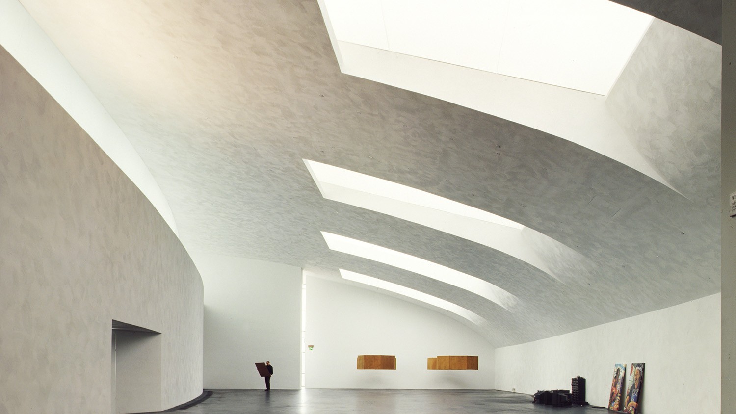 https://s3.us-east-2.amazonaws.com/steven-holl/uploads/projects/project-images/PaulWarchol_Kiasma_98-047-14B_WH.jpg https://s3.us-east-2.amazonaws.com/steven-holl/uploads/projects/project-images/PaulWarchol_Kiasma_98-047-14B_WH.jpg