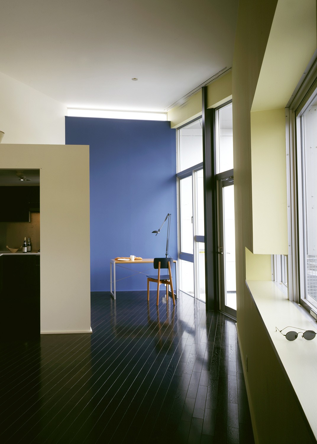 https://s3.us-east-2.amazonaws.com/steven-holl/uploads/projects/project-images/PaulWarchol_Makuhari_96-031-27B_WV.jpg https://s3.us-east-2.amazonaws.com/steven-holl/uploads/projects/project-images/PaulWarchol_Makuhari_96-031-27B_WV.jpg