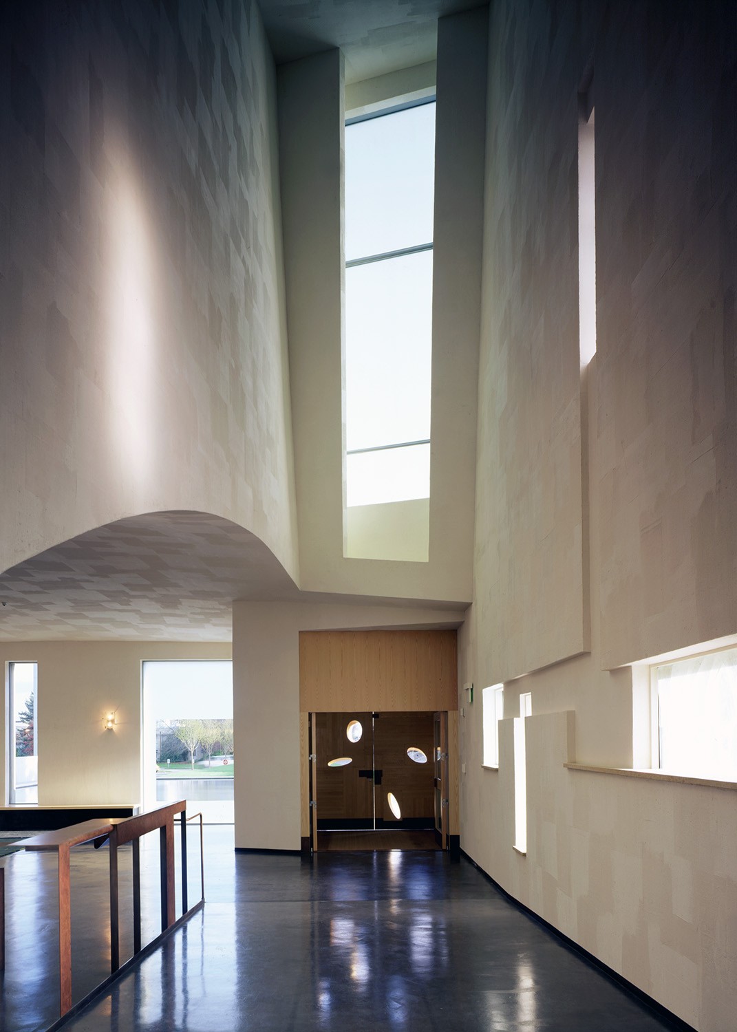 https://s3.us-east-2.amazonaws.com/steven-holl/uploads/projects/project-images/PaulWarchol_Seattle_97-040-34B_WV.jpg https://s3.us-east-2.amazonaws.com/steven-holl/uploads/projects/project-images/PaulWarchol_Seattle_97-040-34B_WV.jpg