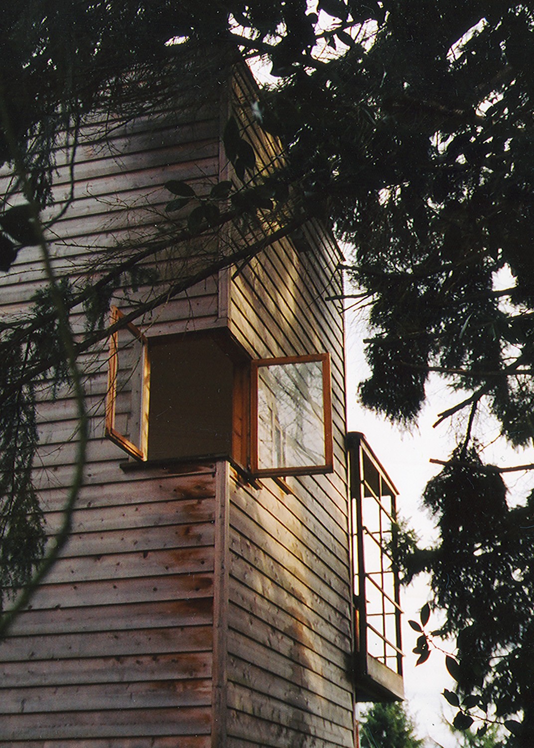 https://s3.us-east-2.amazonaws.com/steven-holl/uploads/projects/project-images/PaulWarchol_TWS_BE03_WV.jpg https://s3.us-east-2.amazonaws.com/steven-holl/uploads/projects/project-images/PaulWarchol_TWS_BE03_WV.jpg