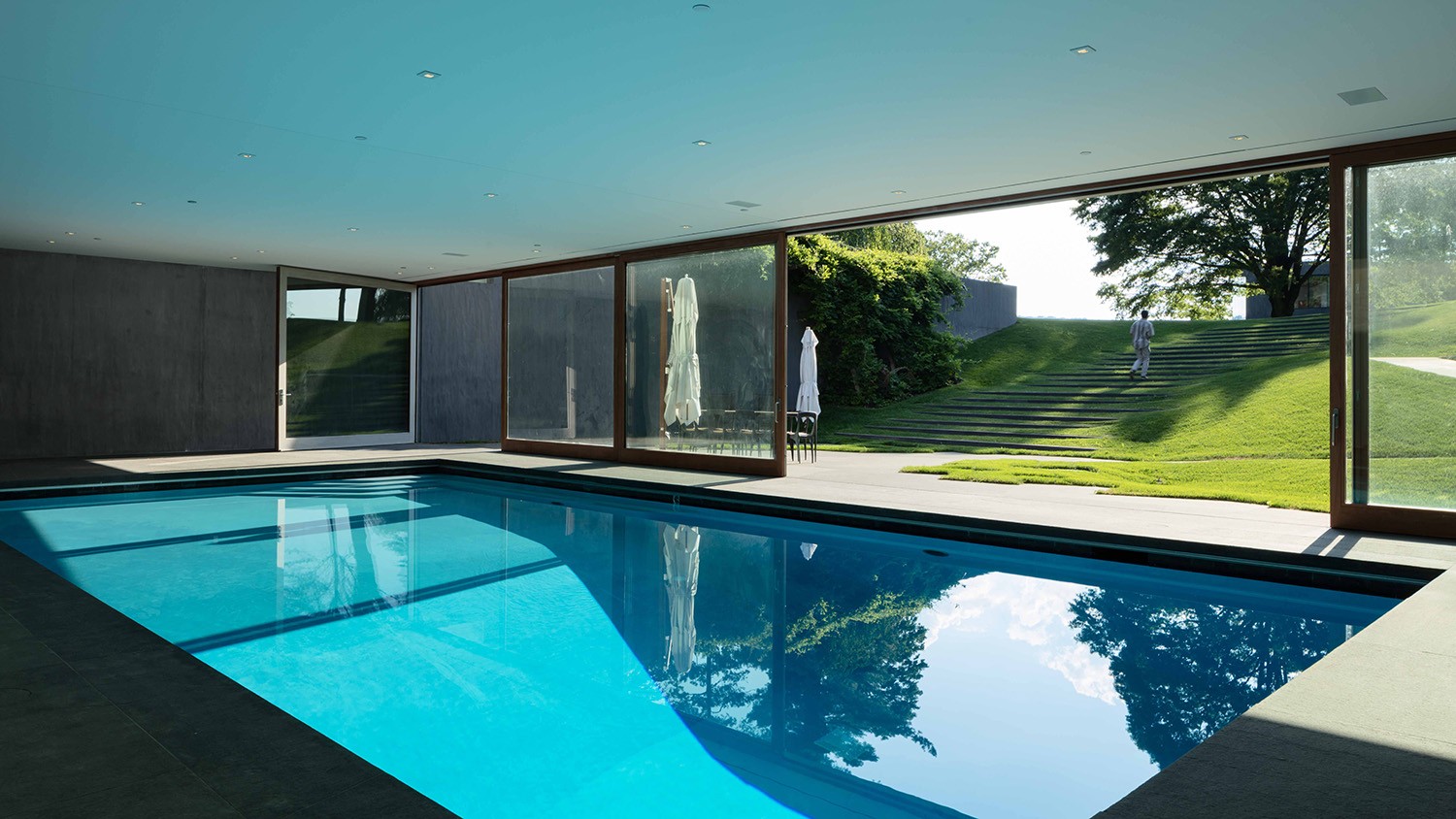 https://s3.us-east-2.amazonaws.com/steven-holl/uploads/projects/project-images/PaulWarchol_WPV_88_WH.jpg https://s3.us-east-2.amazonaws.com/steven-holl/uploads/projects/project-images/PaulWarchol_WPV_88_WH.jpg