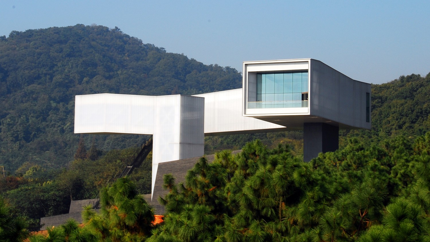 https://s3.us-east-2.amazonaws.com/steven-holl/uploads/projects/project-images/ShuHe_DSC_0557_WH.jpg https://s3.us-east-2.amazonaws.com/steven-holl/uploads/projects/project-images/ShuHe_DSC_0557_WH.jpg
