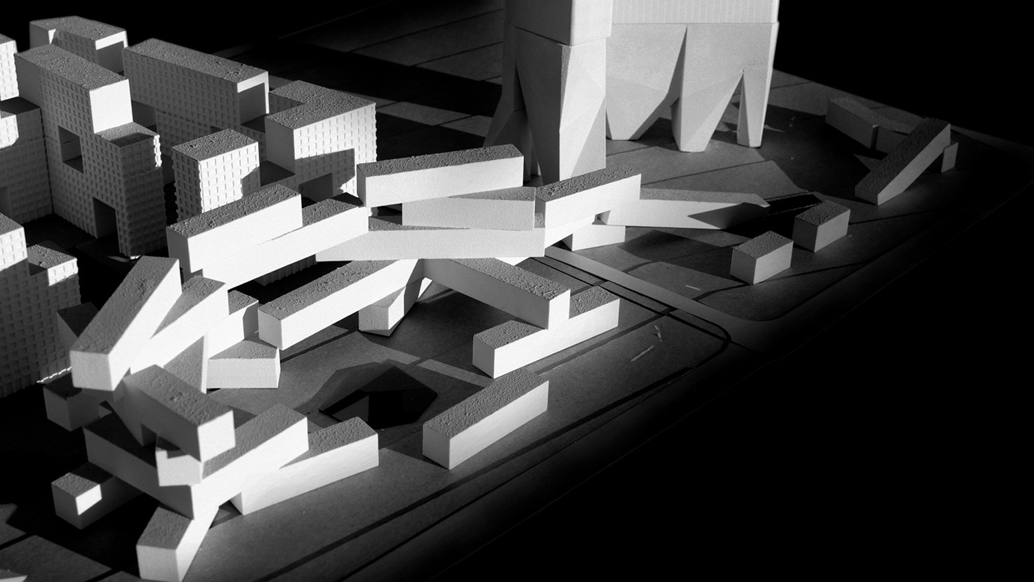 https://s3.us-east-2.amazonaws.com/steven-holl/uploads/projects/project-images/StevenHollArchitects_Dongguan_GreenBeamsIntroModelShot_WH.jpg https://s3.us-east-2.amazonaws.com/steven-holl/uploads/projects/project-images/StevenHollArchitects_Dongguan_GreenBeamsIntroModelShot_WH.jpg