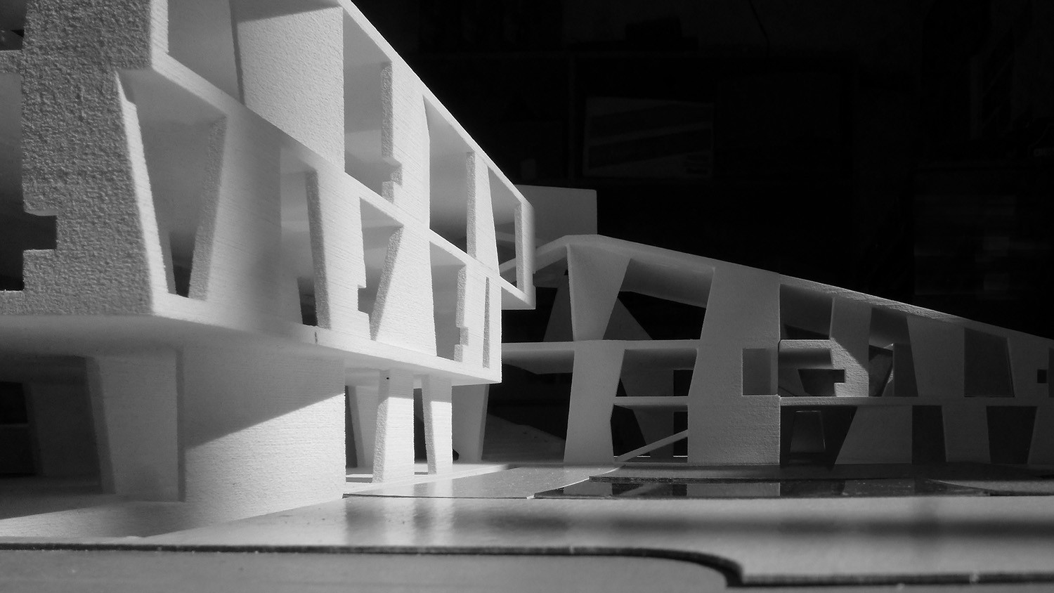 https://s3.us-east-2.amazonaws.com/steven-holl/uploads/projects/project-images/StevenHollArchitects_Glassell_P1180602_WH.jpg https://s3.us-east-2.amazonaws.com/steven-holl/uploads/projects/project-images/StevenHollArchitects_Glassell_P1180602_WH.jpg