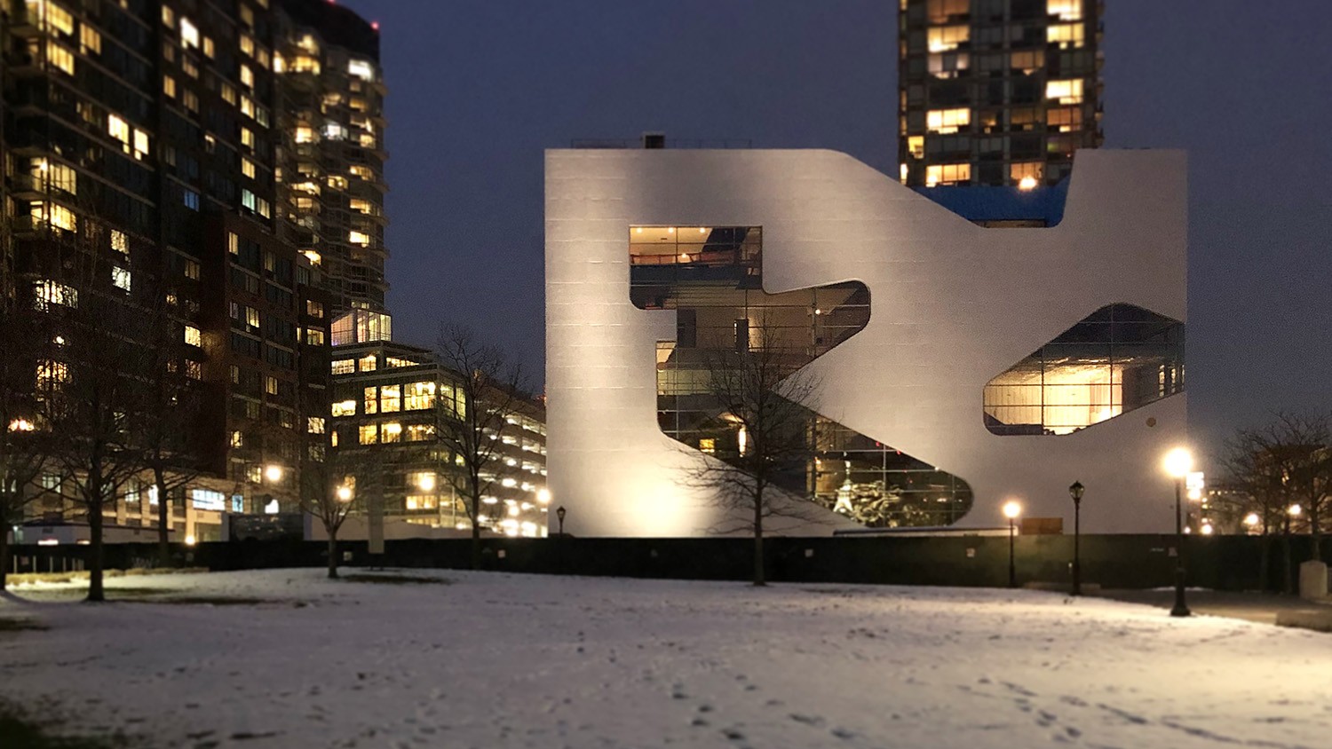 https://s3.us-east-2.amazonaws.com/steven-holl/uploads/projects/project-images/StevenHollArchitects_HPL_Apr02-2018_WH.jpg https://s3.us-east-2.amazonaws.com/steven-holl/uploads/projects/project-images/StevenHollArchitects_HPL_Apr02-2018_WH.jpg