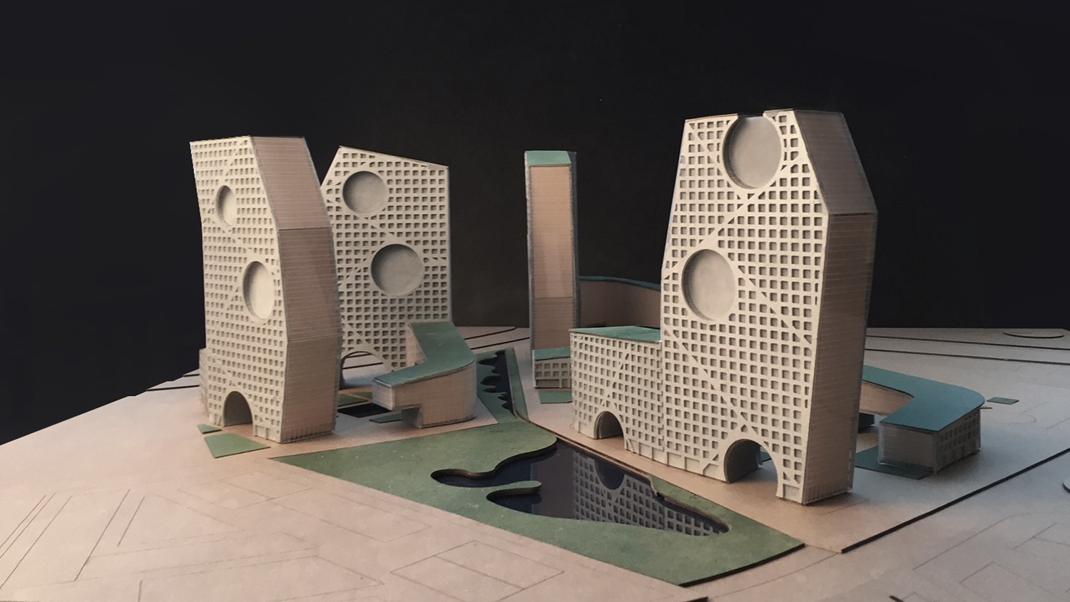 https://s3.us-east-2.amazonaws.com/steven-holl/uploads/projects/project-images/StevenHollArchitects_Tushino_2018_01_Model_WH.jpg https://s3.us-east-2.amazonaws.com/steven-holl/uploads/projects/project-images/StevenHollArchitects_Tushino_2018_01_Model_WH.jpg