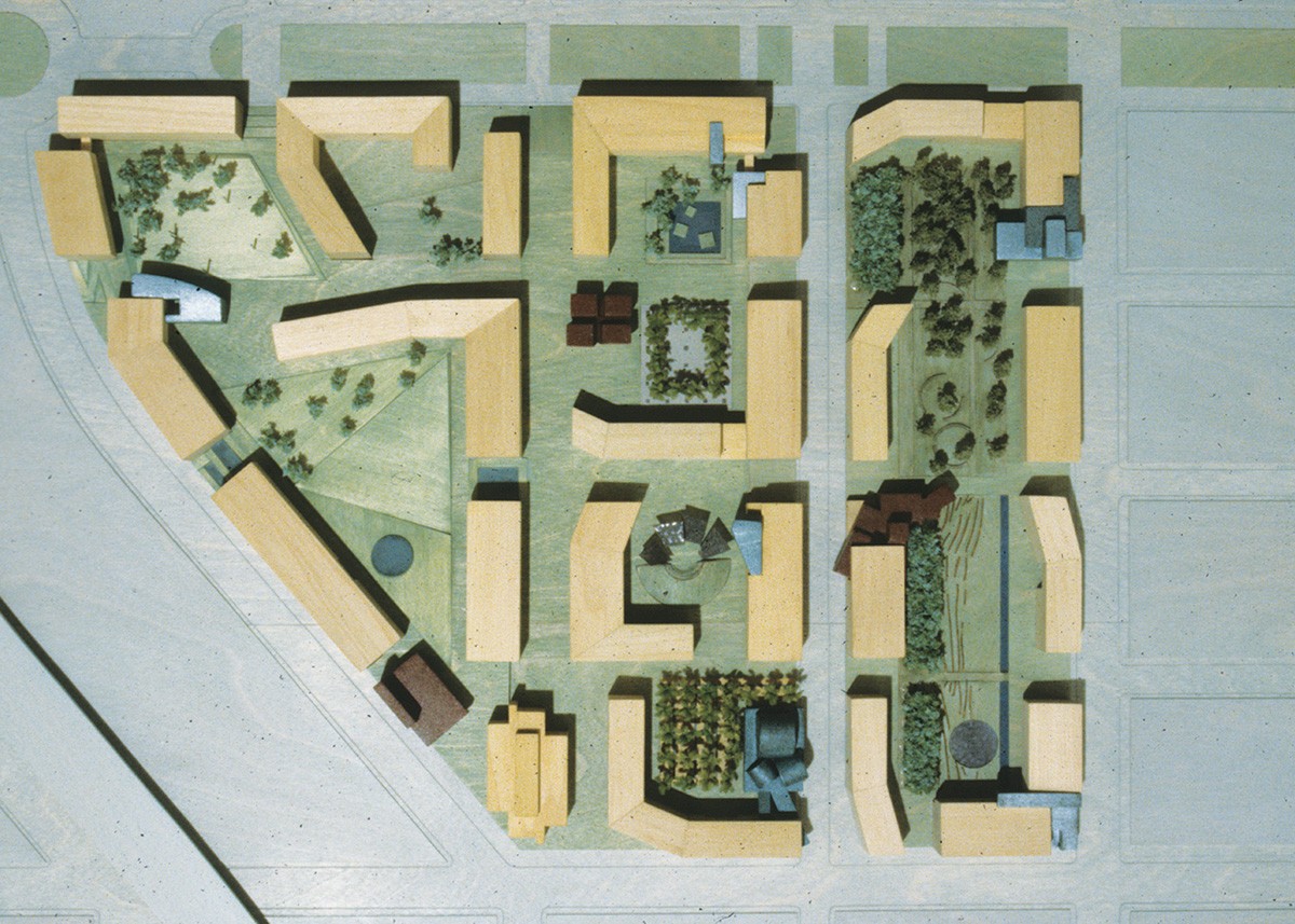 https://s3.us-east-2.amazonaws.com/steven-holl/uploads/projects/project-images/StevenHollArchitects_UCSF_model2_WC.jpg https://s3.us-east-2.amazonaws.com/steven-holl/uploads/projects/project-images/StevenHollArchitects_UCSF_model2_WC.jpg