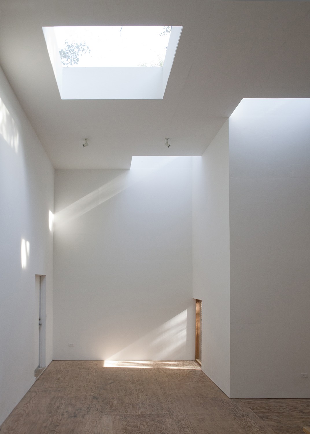 https://s3.us-east-2.amazonaws.com/steven-holl/uploads/projects/project-images/SusanWides_TSpace_IMG_7997a_WH.jpg https://s3.us-east-2.amazonaws.com/steven-holl/uploads/projects/project-images/SusanWides_TSpace_IMG_7997a_WH.jpg