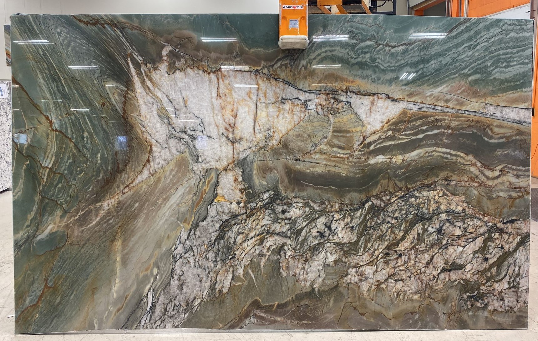 Bramante Maestro Polished 3cm – Quartzite - Quartzite Stone Slab