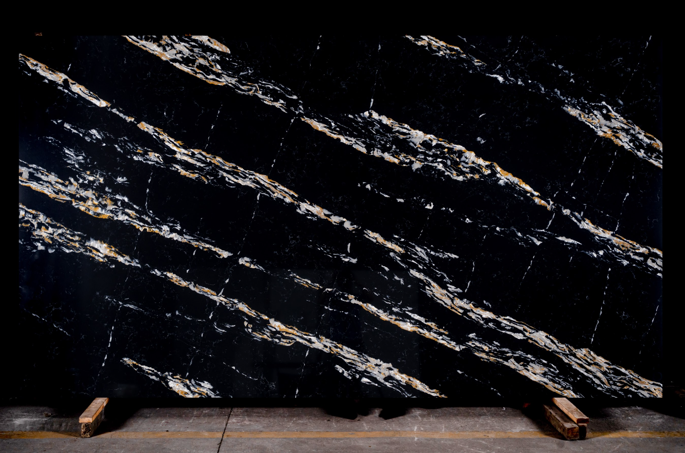 Black Royal Polished 3cm – Quartz
