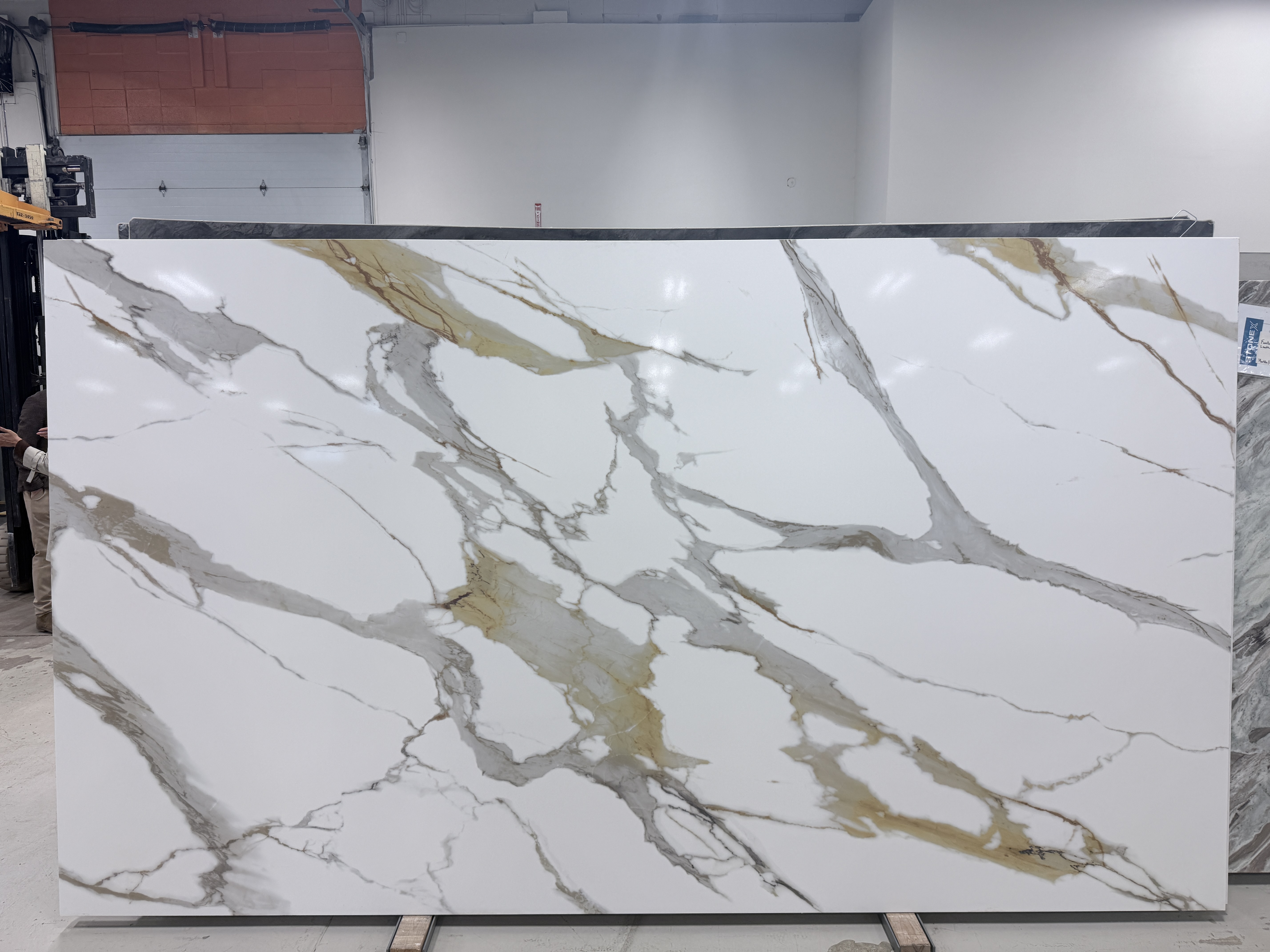 Calacatta Gold HD Polished 3cm – Quartz - Quartz Stone Slab