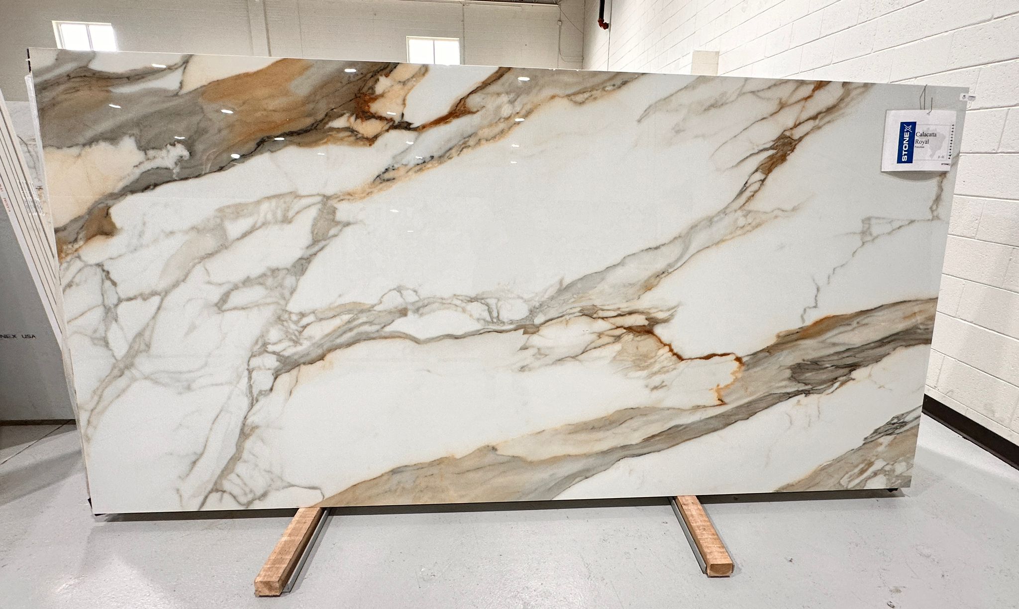 Calacatta Royale Polished 1.2cm – Porcelain - Porcelain Stone Slab