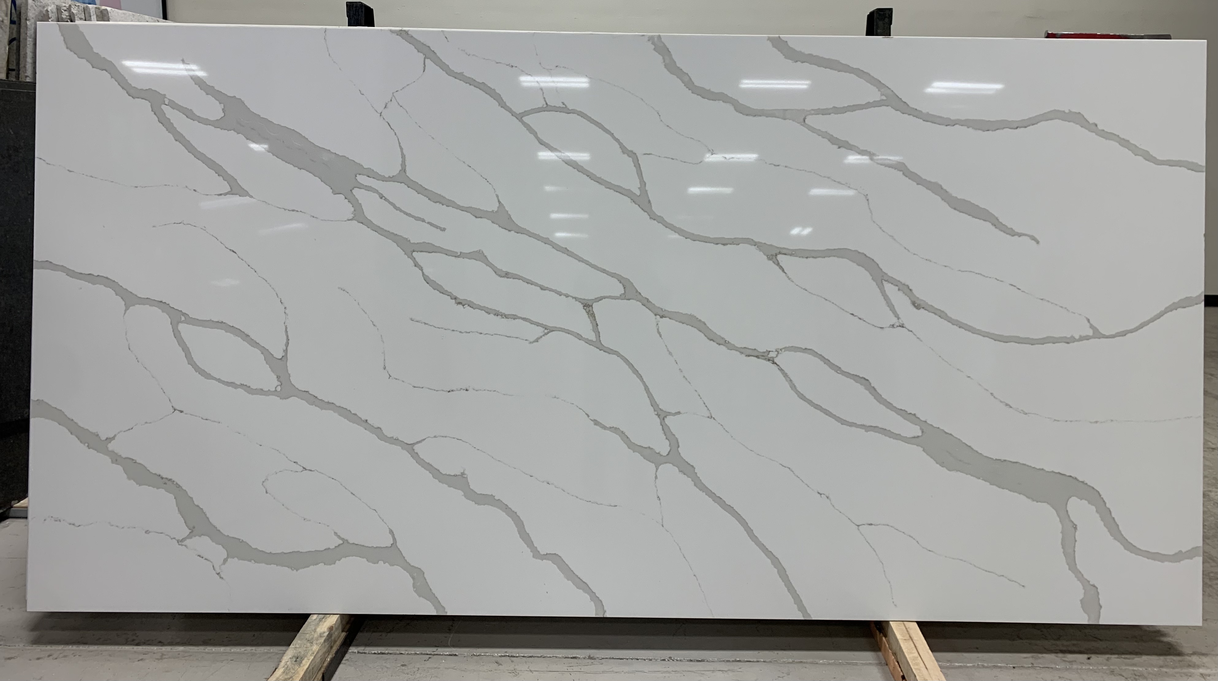 Calacatta Tan Polished 3cm – Quartz - Quartz Stone Slab