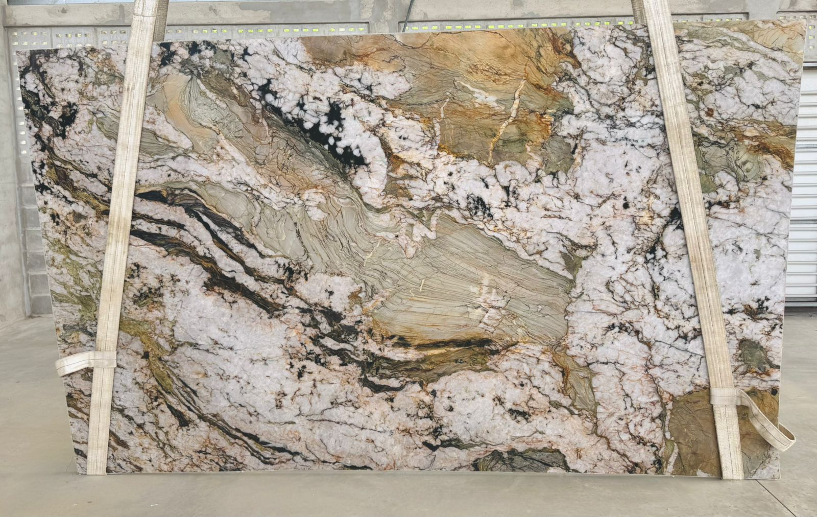 Azure Gem Honed 3cm – Quartzite