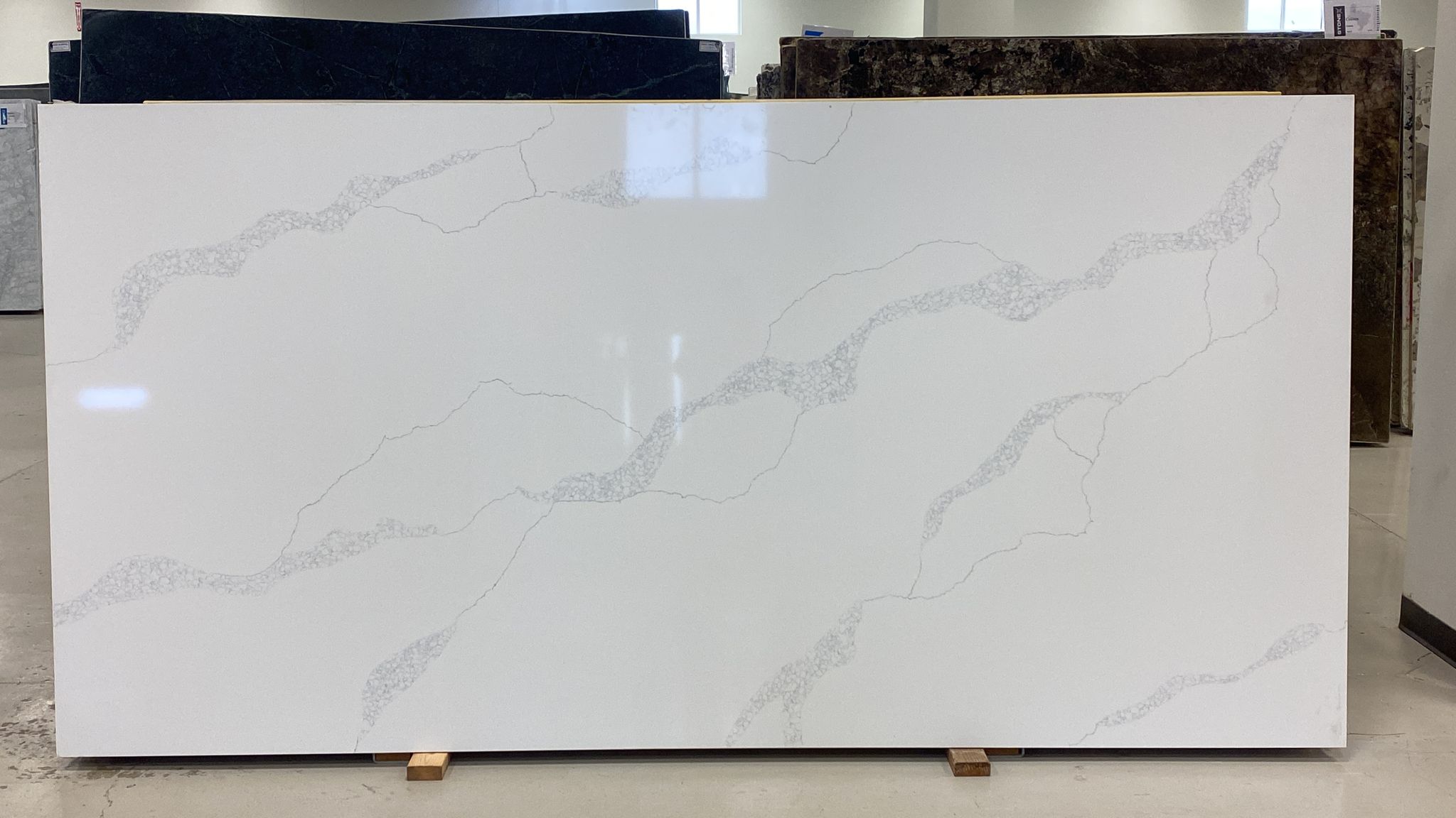 Calacatta Lux Polished 3cm – Quartz - Quartz Stone Slab