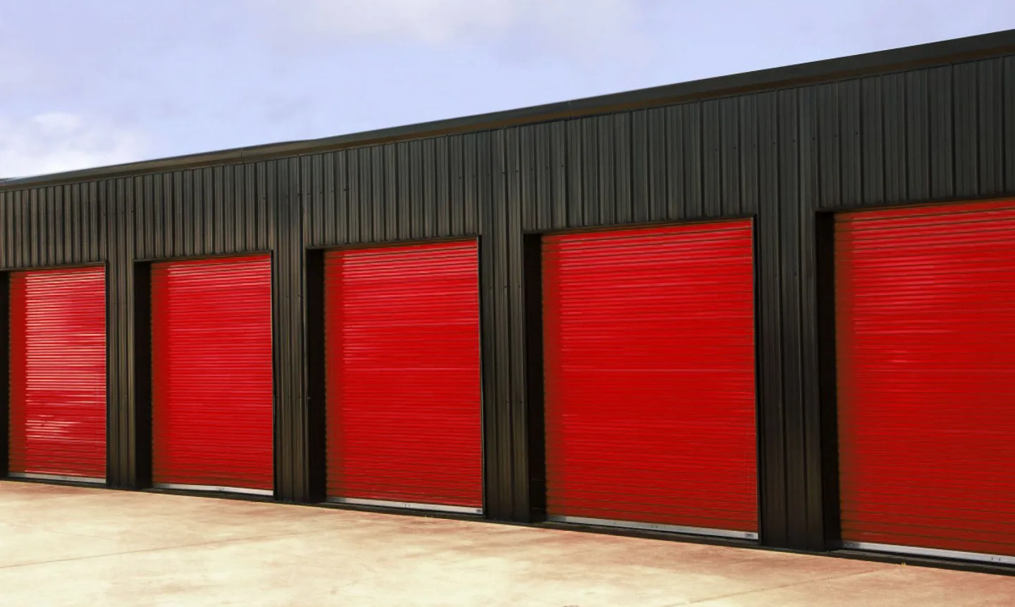 Roll up garage doors