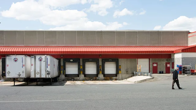 Loading dock services