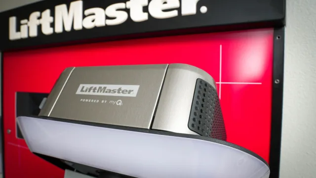 Residential garage door repair