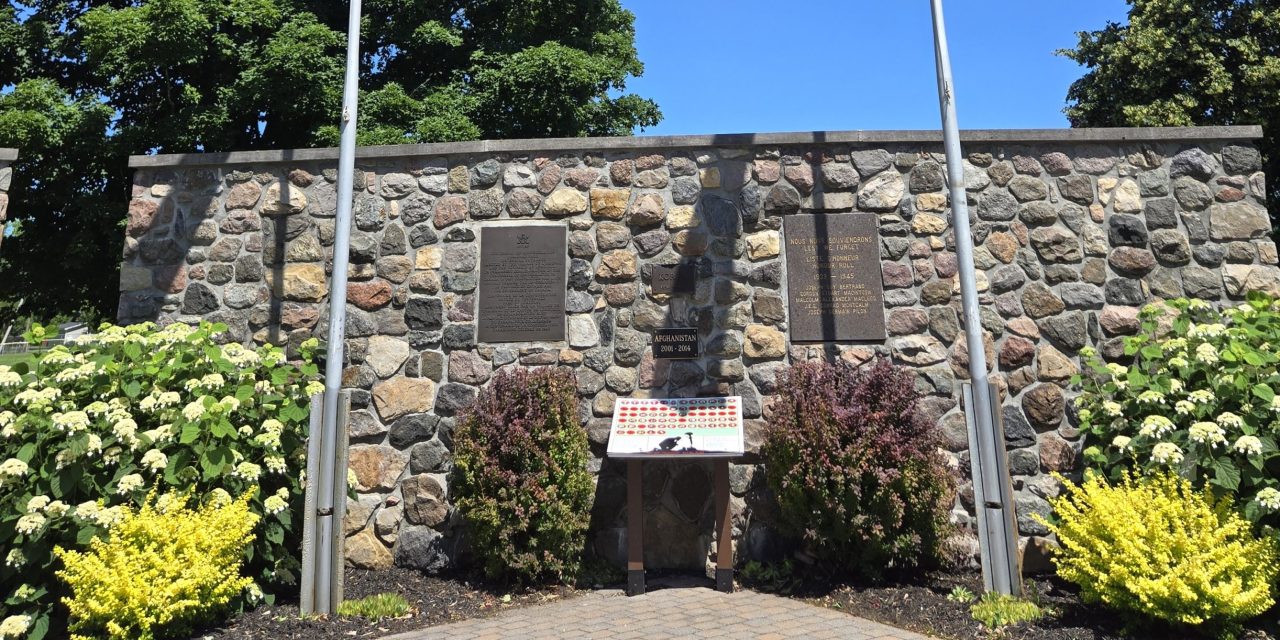 War memorial plaque unveiled in L’Orignal