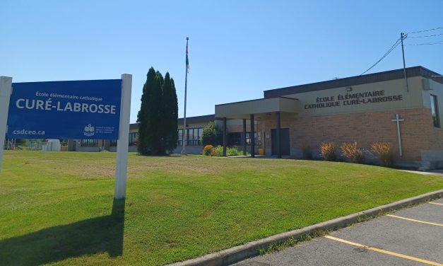 Council wants to ensure students can go to school in St-Eugène