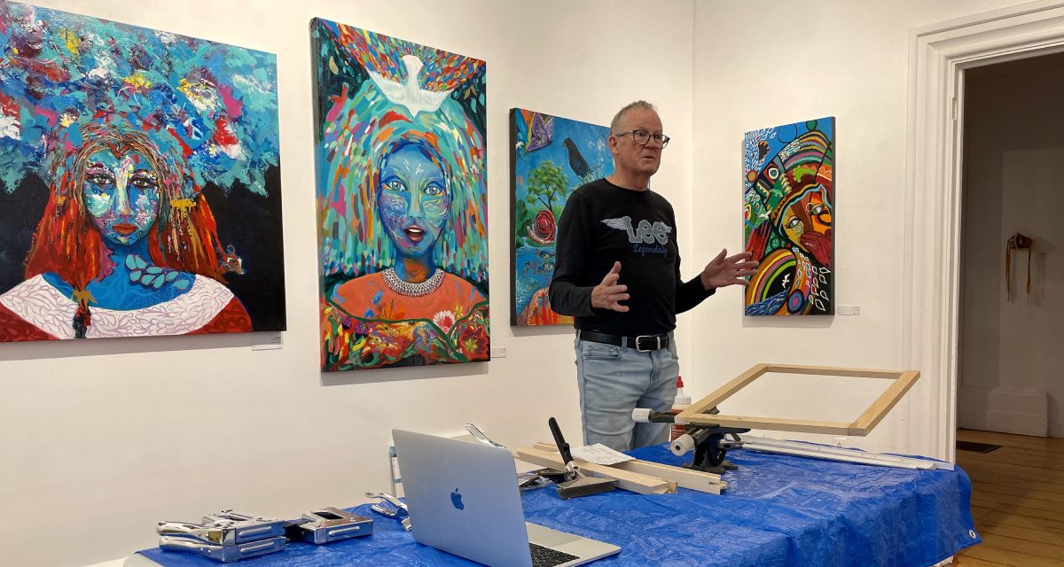 Arbor Gallery hosts canvas stretching workshop for local students
