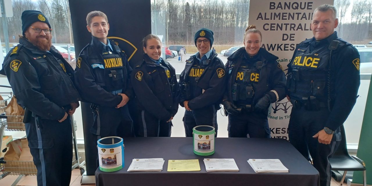 Hawkesbury OPP collect donations for three local food banks